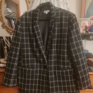 Black and white women's Blazer Bar III brand